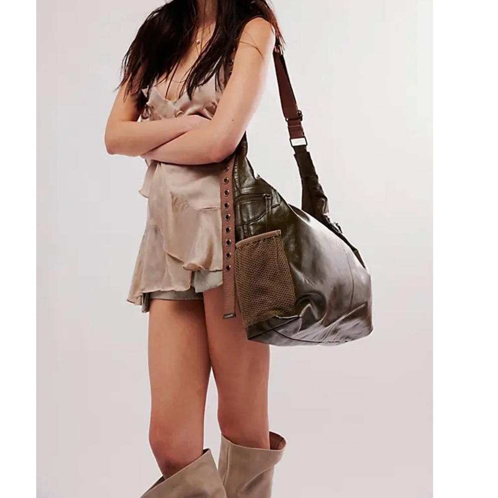 FREE PEOPLE Off The Record Carryall  Green New With Tags Purse Holdall Bag